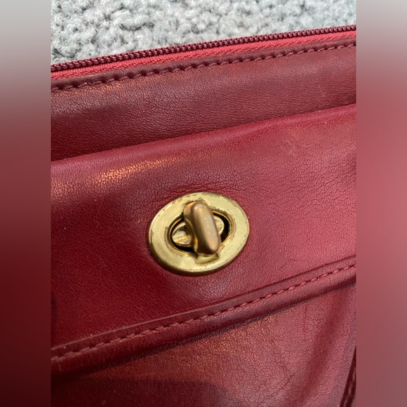 Vintage Coach Calfskin Leather Wristlet - Picture 5 of 9